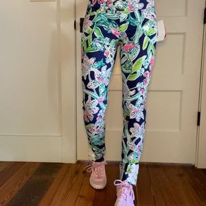 Lilly Pulitzer Luxletic Golf Pants - size 2